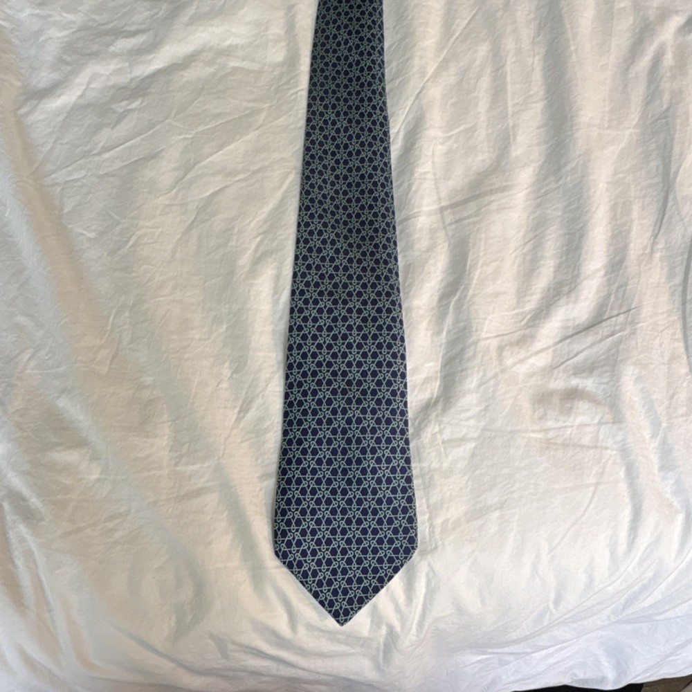 HERMÈS Men's Blue Geometric Pattern Classic Woven Silk Tie, Logo Accents