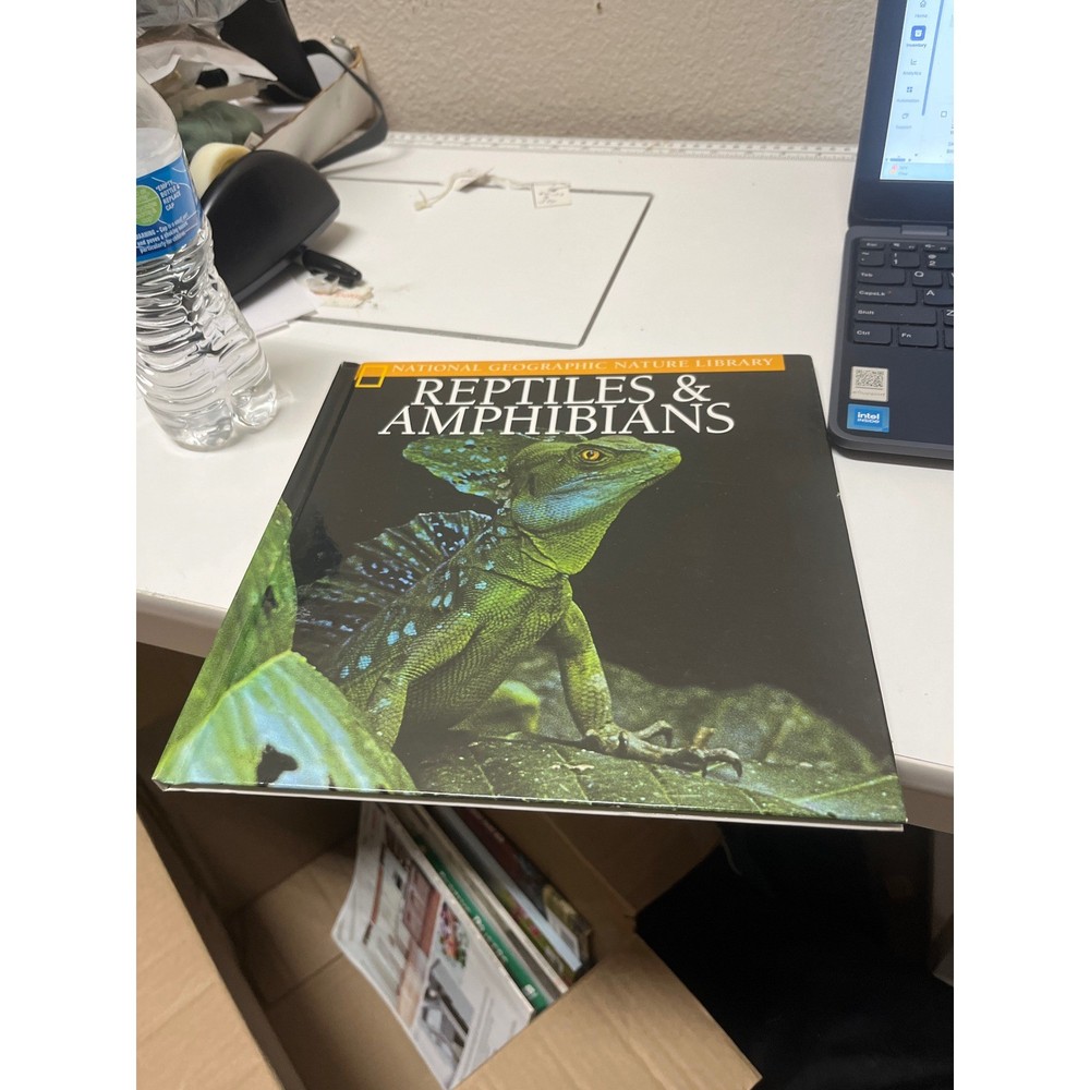 National Geographic Nature LibraryReptiles& Amphibians Hardcover Book 0792270428