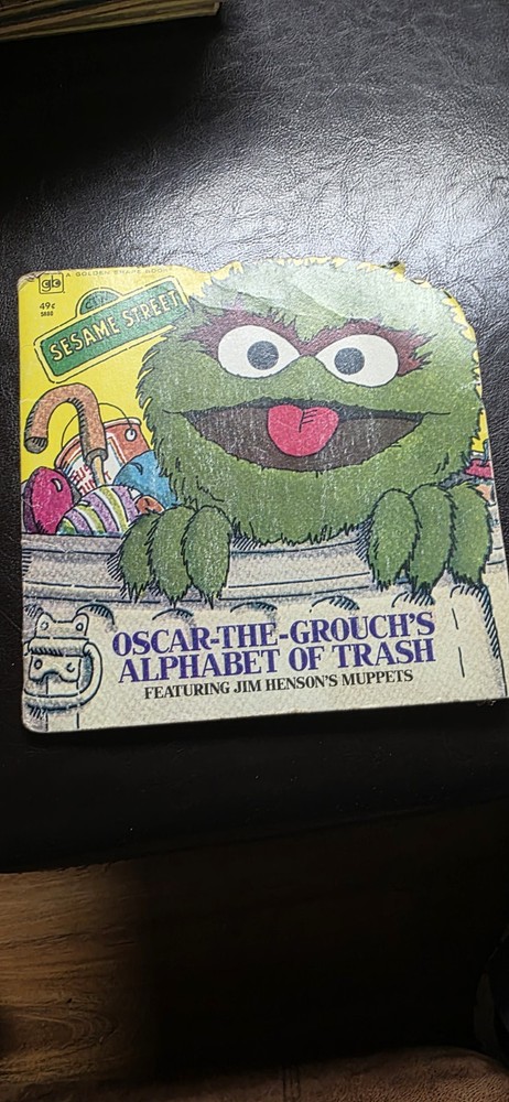A Golden Shape Book Oscar The Grouch's Alphabet of Trash 1977 Sesame Street Rare