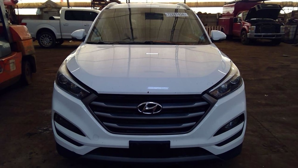 TUCSON    2016 Fuel Filler Door 6361427