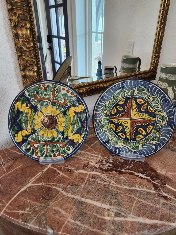 Talavera Pottery Plates Set of 2 Amora Mexico Hand Painted Set B