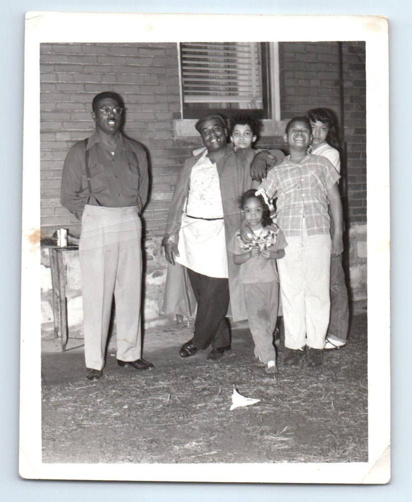 Old Vintage Photo BLACK AFRICAN AMERICAN MEN BOYS GIRLS OUTSIDE HOUSE