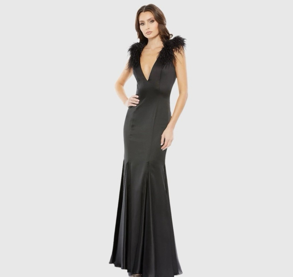 Mac Duggal Black Feather Detail Satin Sheath Gown Size 12