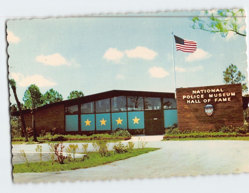 Postcard National Police Officers Museum & Hall Of Fame Florida USA