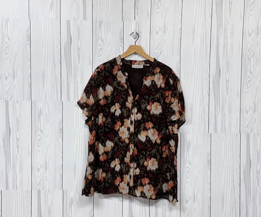 Sag Harbor top womens size 2x button up short sleeve black floral blouse