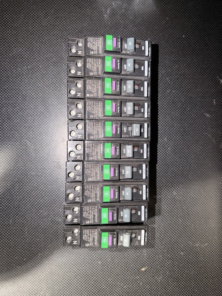 Hom120Pdf/ Hom120Pafgf 10Pcs Square D Homeline 1P 20A Af/Gf Plug-On Nuetral
