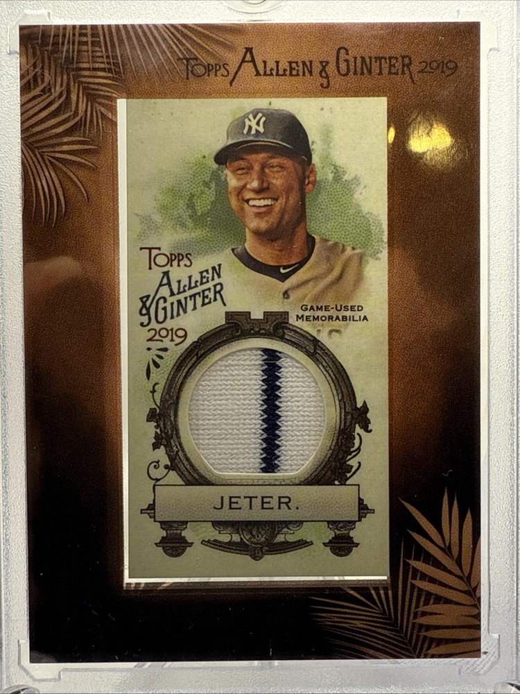 Derek Jeter 2019 Topps Allen & Ginter Mini Framed Relics #MFR-DJ HOF