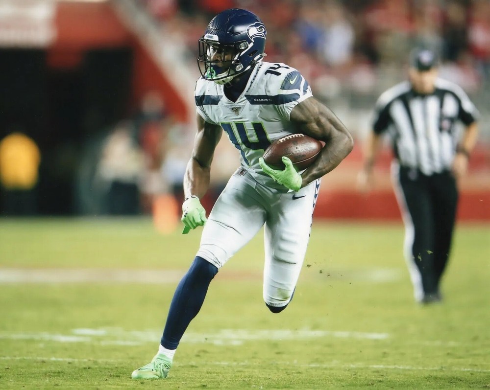 D.K. Metcalf Seattle Seahawks Sports 8x10 PHOTO PRINT
