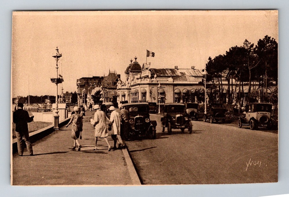 France- La Baule Promanade Seaside Resort Souvenir Old Post PC Vintage Postcard