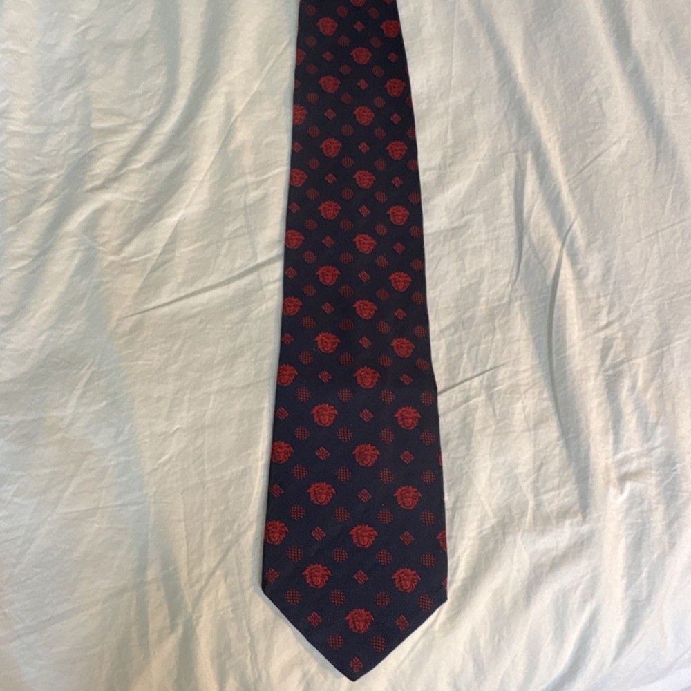 Gianni Versace Men's Blue & Red Geometric Pattern Pointed Tie