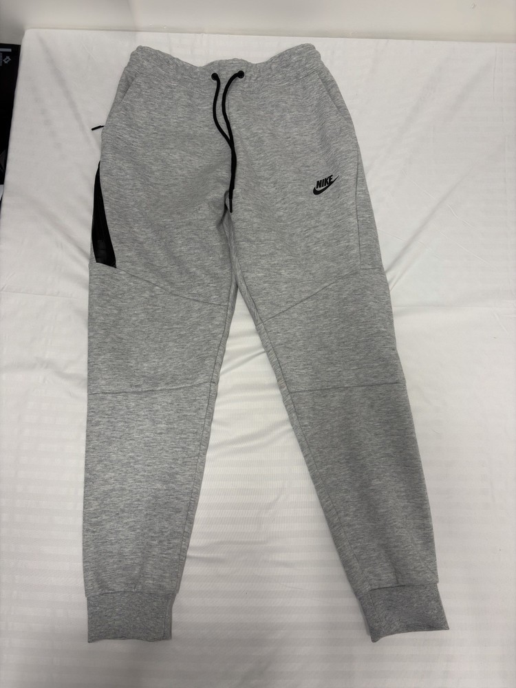 Nike Tech Fleece Joggers Mens Medium Heather Gray Black Sweatpants Nice