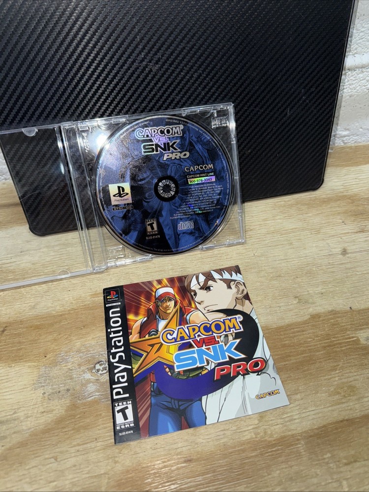 Capcom Vs SNK Pro Sony PS1 Playstation 1 Disc + Manual ONLY! NO CASE! UNTESTED