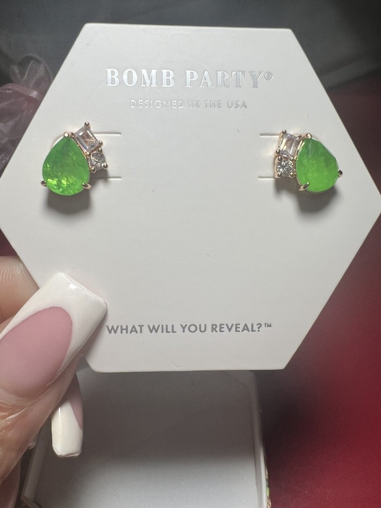 BP August 2023 Earrings RBP5712 Clustered Gems