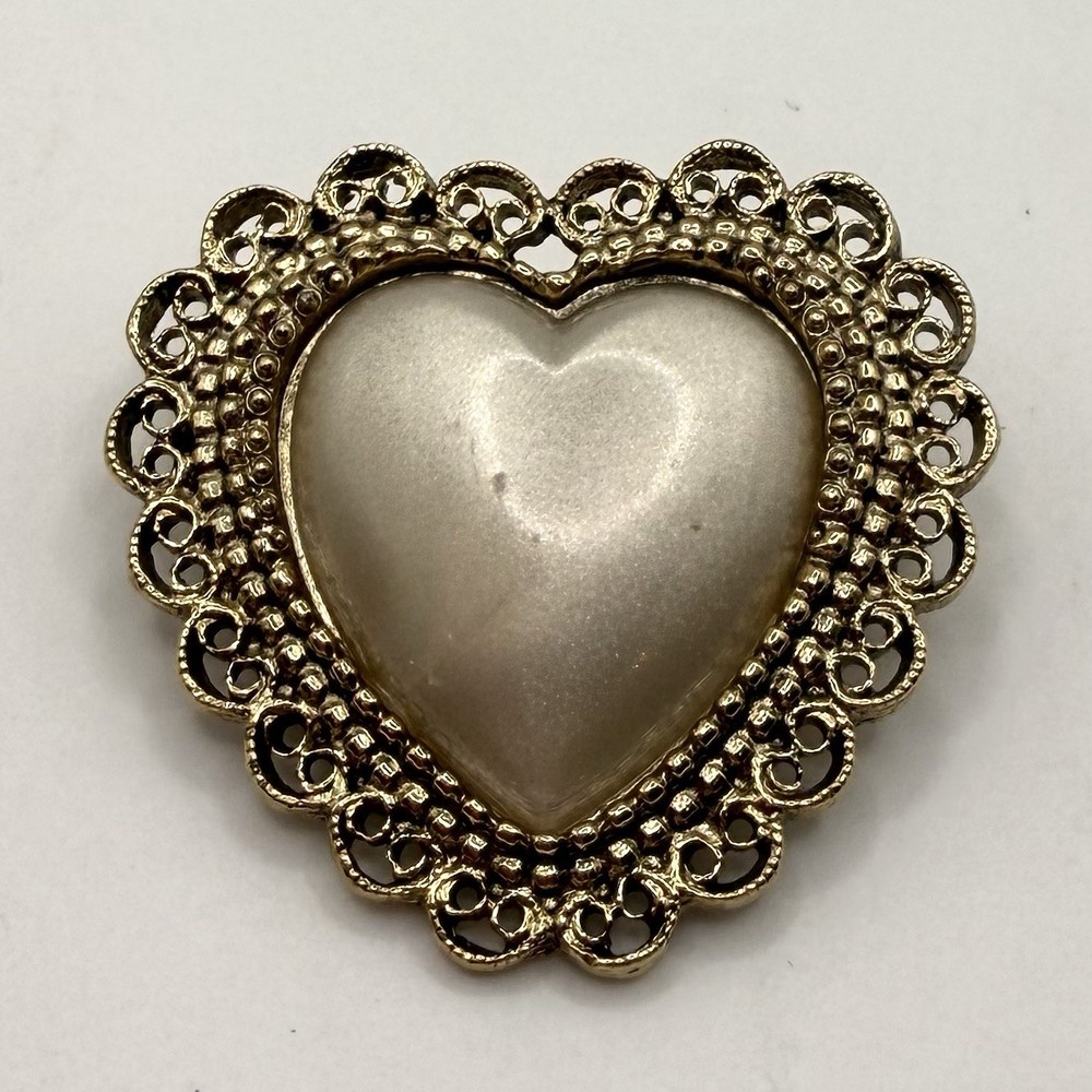 Vintage Gold Tone Faux Pearl Heart Brooch Filigree Lace Edge Romantic Pin