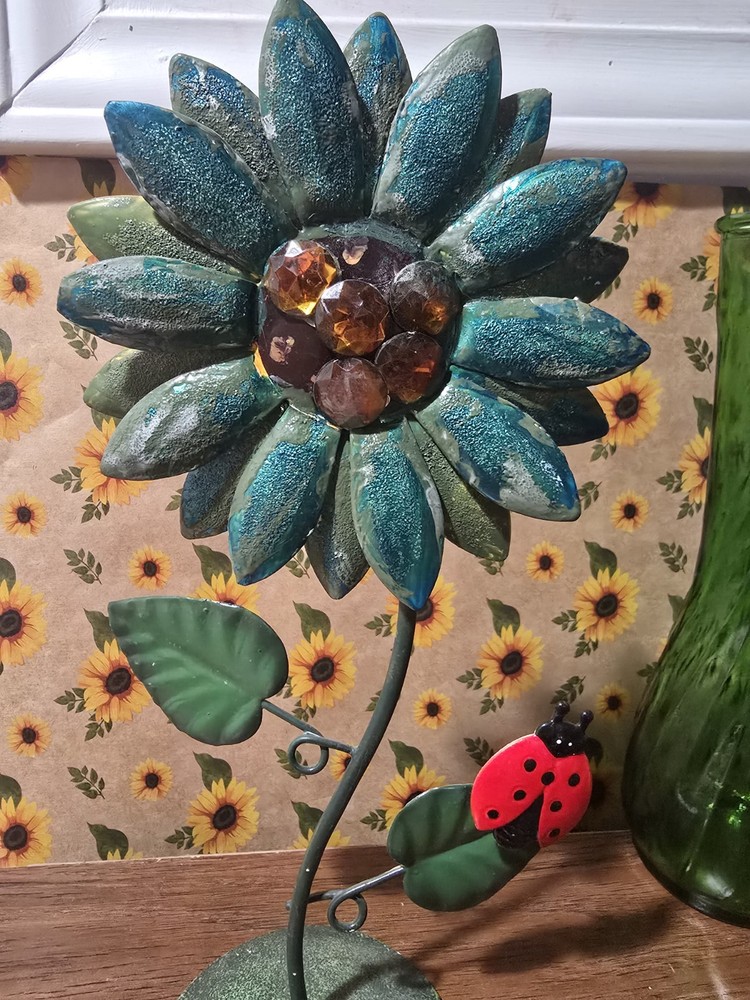 Metal Flower Decor