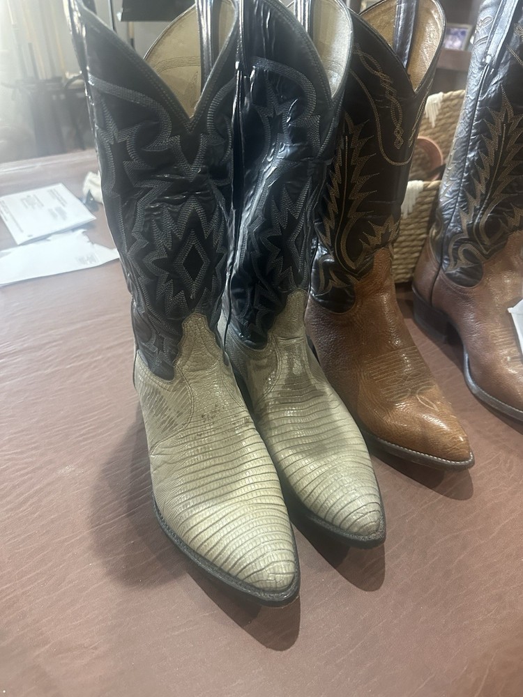 Men's Lizard Skin Cowboy Boots - Western Style & Durable