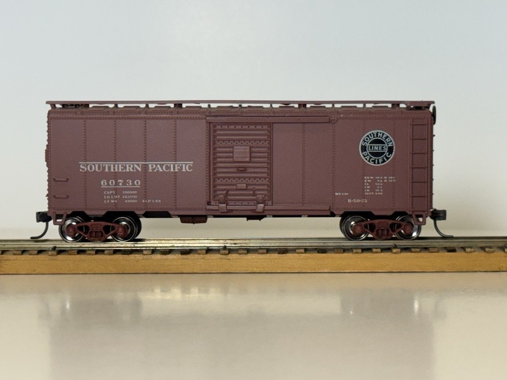 HO scale, Athearn, Southern Pacific, Brown 40’ Single Door Boxcar # S.P.-60730