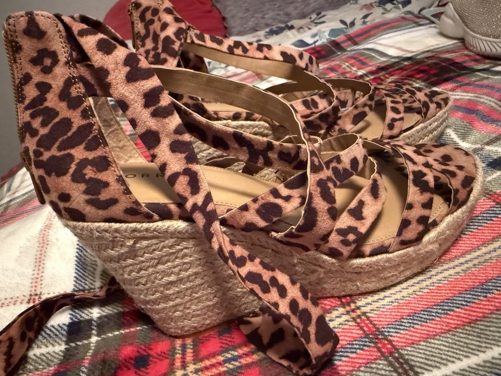 Torrid Women’s Leopard Print Tie Up Wedge Platform Sandals, Size 10.5