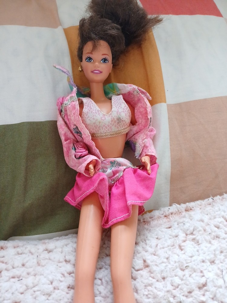 Barbie Doll Brunette 1966/1976 Indonesia Teresa Purple Eyes
