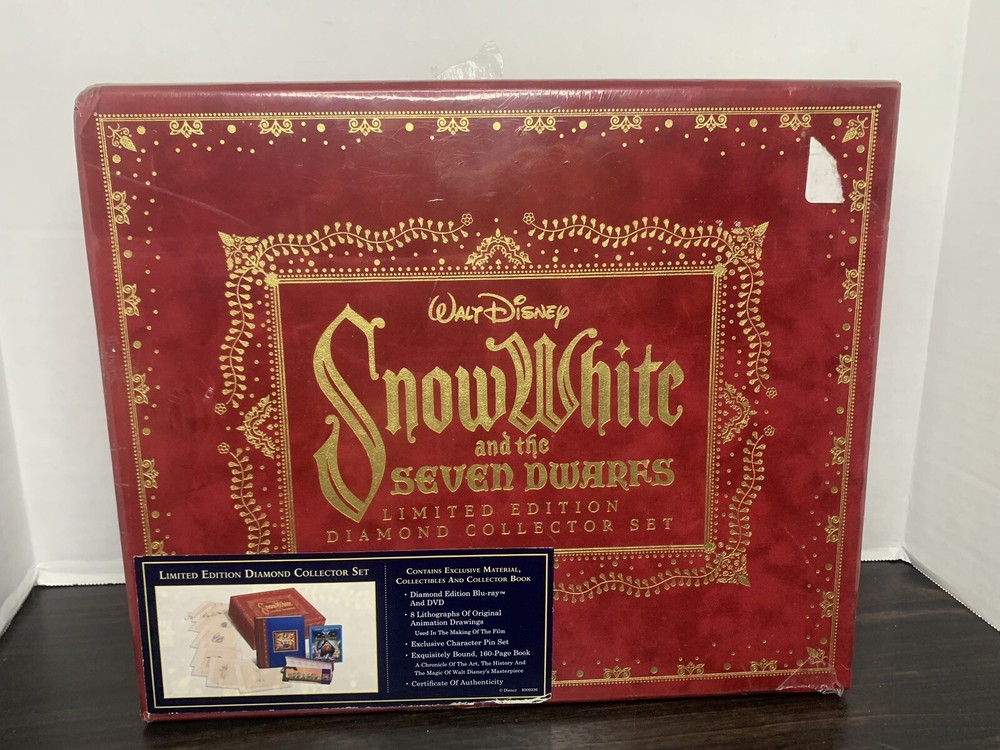 Snow White & Seven Dwarfs Le Diamond Collector Set Bluray Dvd Lithos Pins Book