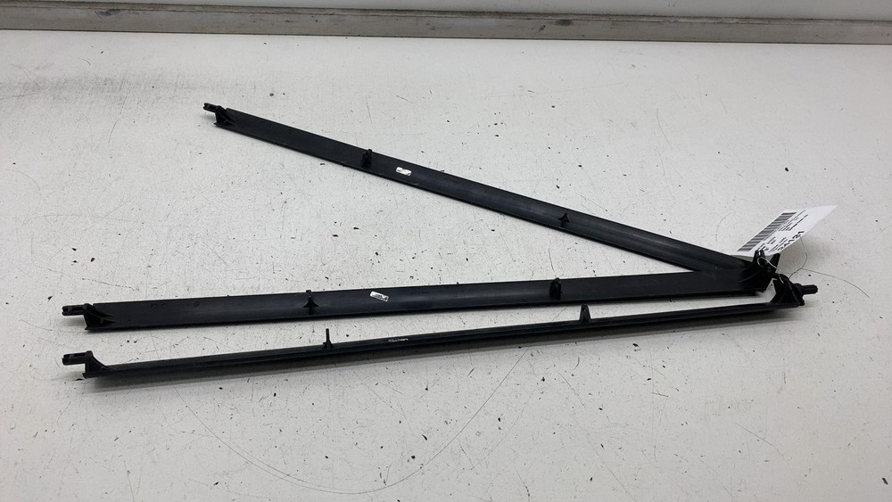2019-2023 Audi E-Tron Quattro Intercooler Air Duct Guide Blinds Channel Blade
