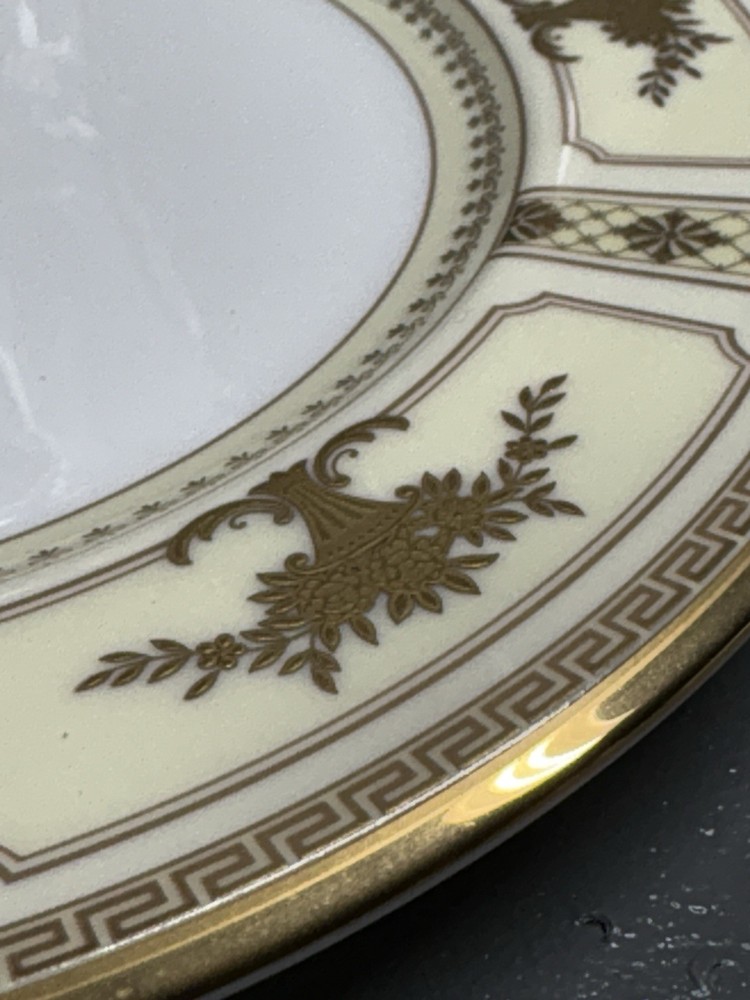 Noritake Imperial Suite Dinner Plate White & Gold