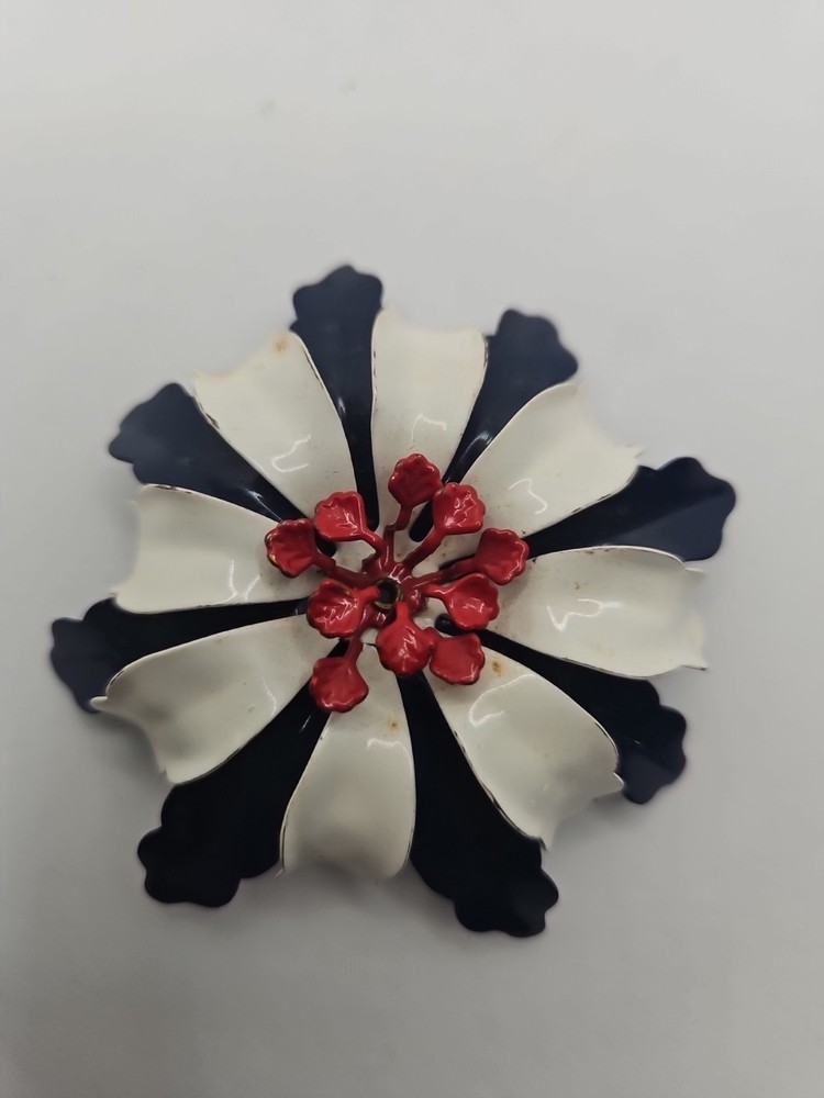 Vintage Red/white/ Blue Flower Enamel Brooch J49