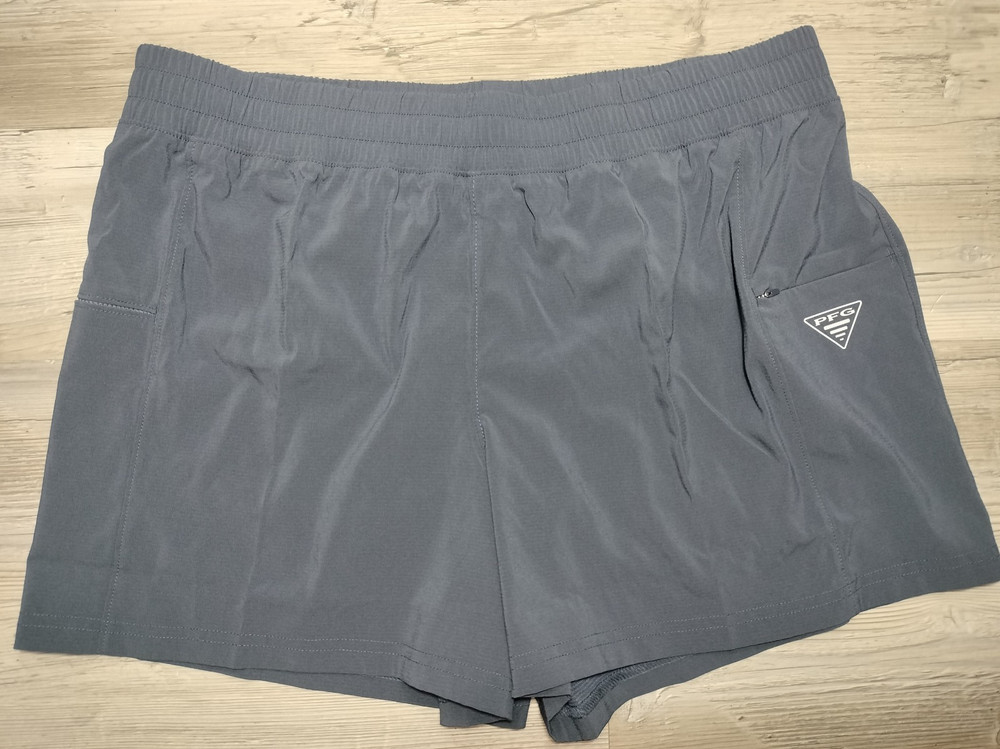 Columbia PFG Women Large Grey 6