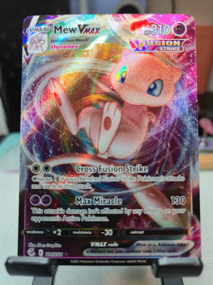 Mew VMAX 114/264 Swsh08: Fusion Strike Holo