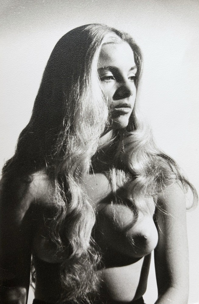 Italy, Portrait of a Young Blonde Woman, Study of Nude, Original Print, 1975 »