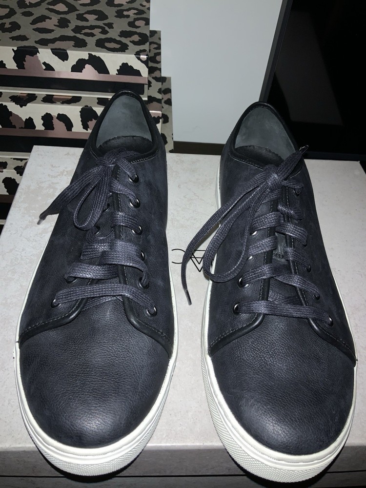 Vince Men’s Black Leather Sneakers Low Top Casual Shoes Size 10.5