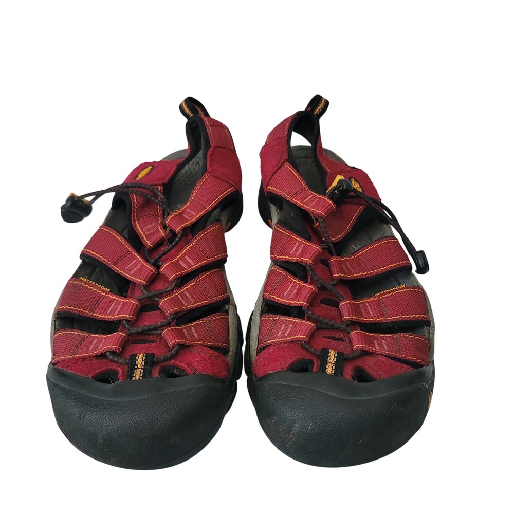 Keen Women's Newport Maroon Waterproof Hiking Sandals for Outdoor Trails Size 8