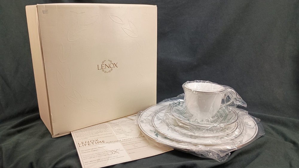 NEW Lenox Federal Platinum Dinnerware Bone China 5 Piece Place Setting NIB Nice!