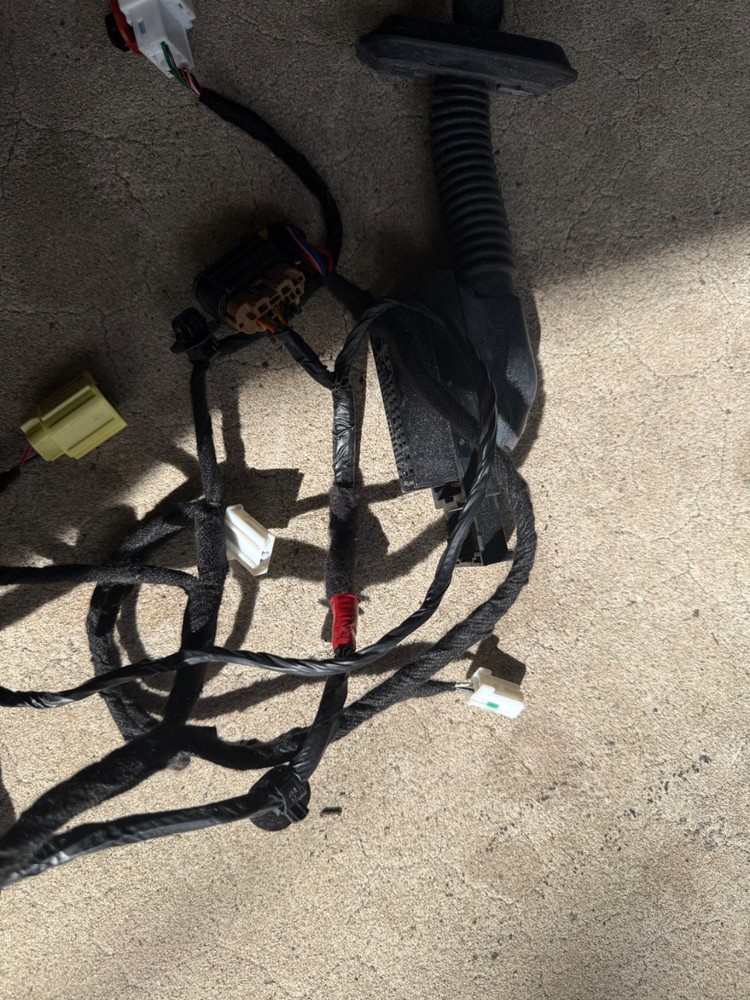 2018-2022 CHEVROLET  REAR LEFT DRIVER SIDE DOOR WIRE WIRING HARNESS OEM 84541453