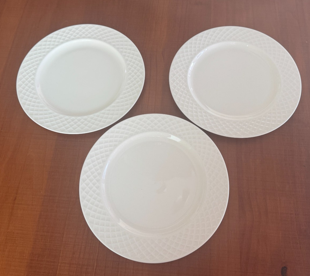 Mikasa TRELLIS WHITE -- Set of 3 Salad Plates 9 1/8