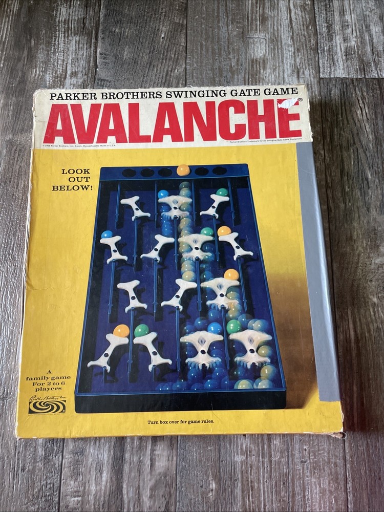 Vintage 1966 Parker Brothers Avalanche Marble Game *Near Complete*