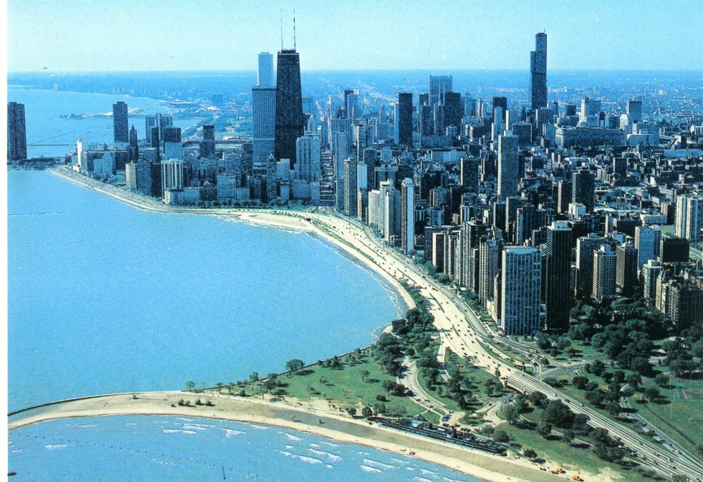 North Lake Shore Drive & Beaches, Aerial View, Chicago, Illinois --POSTCARD