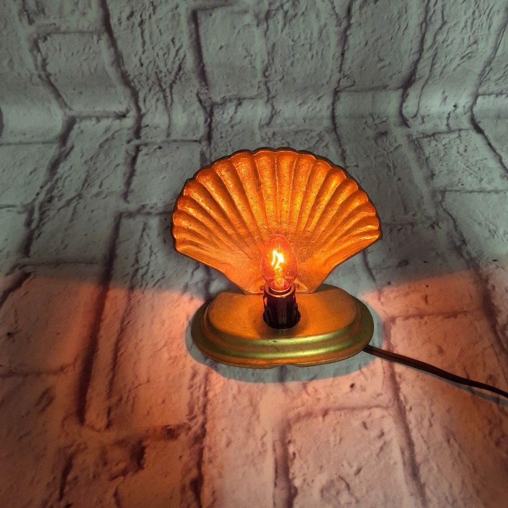 Vintage Mid Century Modern Brass Clam Shell Lamp Table Desk Made In Taiwan Works