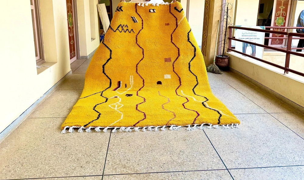 Boho Moroccan Rug – Vintage Berber Wool Carpet, Hand-Knotted Tribal Art