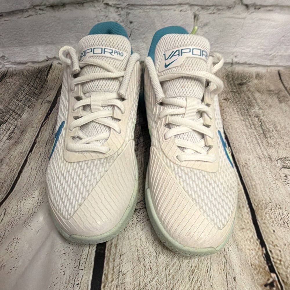 Size 6.5 Nike Court Air Zoom Vapor Pro Tennis Shoes White Teal Green