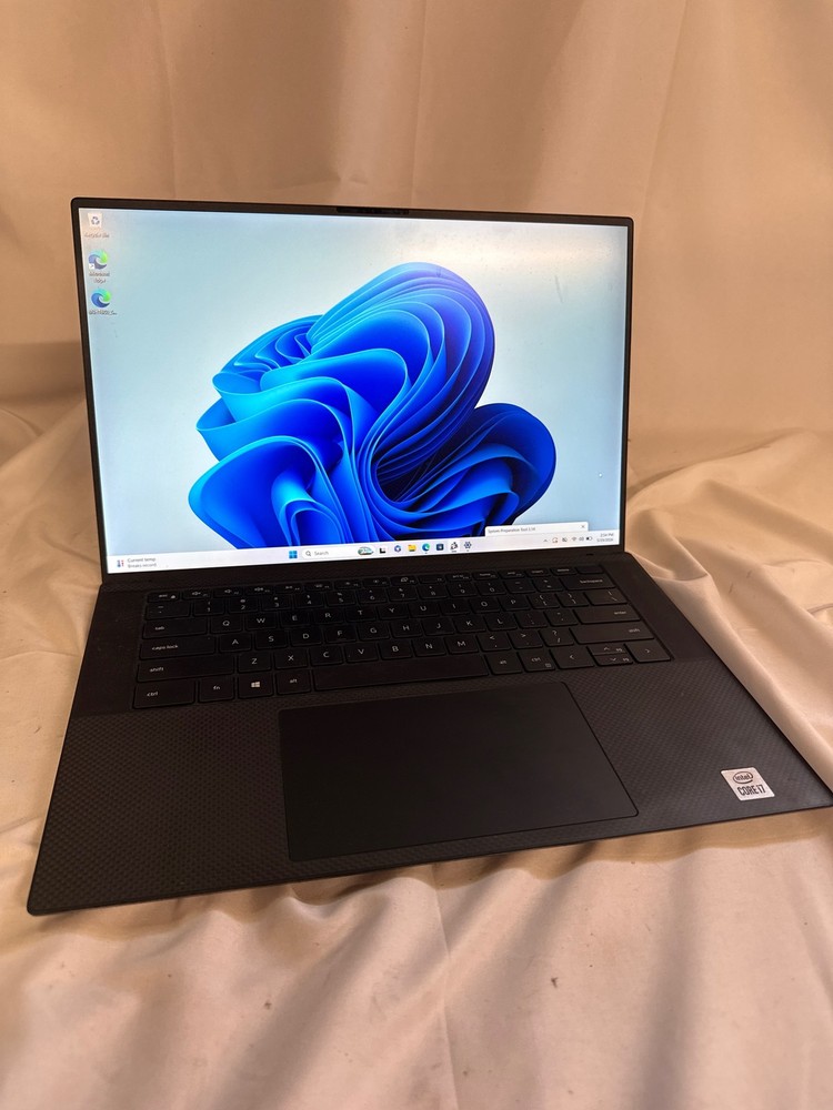 Dell Precision 5550 Intel Core i7-10750H @ 2.60GHz 32 GB 512 GB 15.6