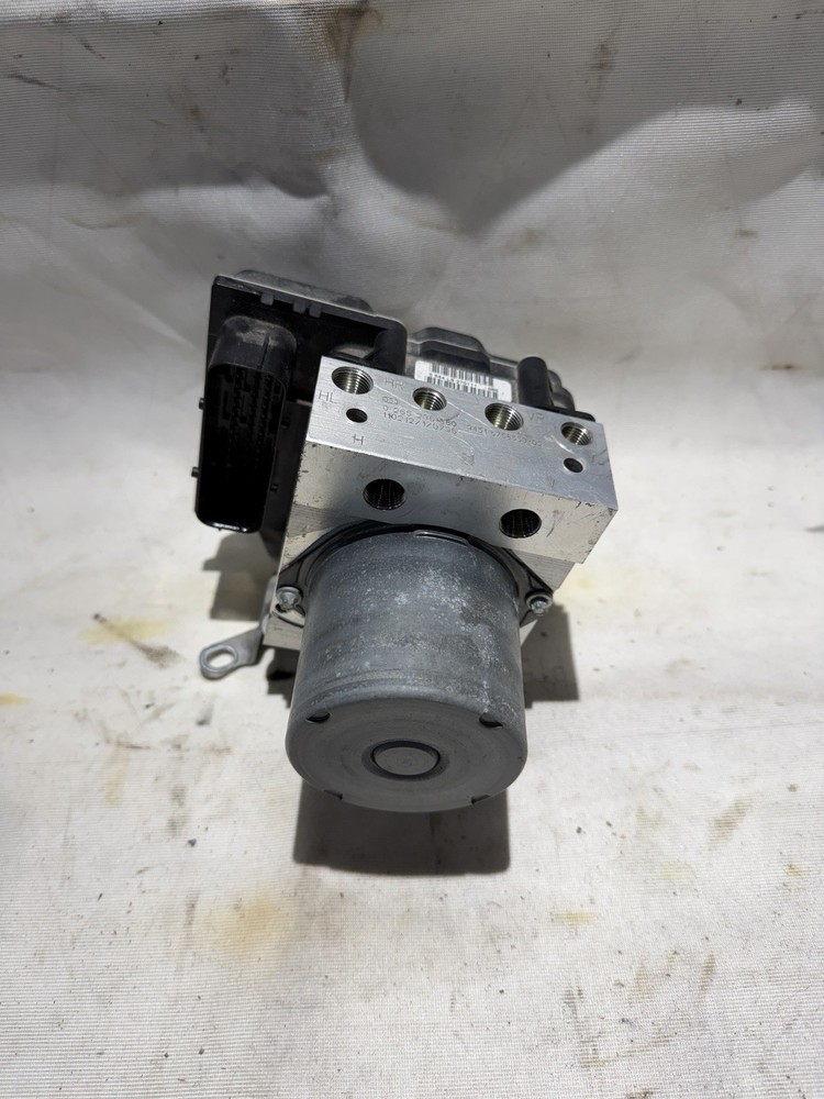 07-13 BMW E90 E92 E93 335i ABS Pump Anti Lock Brake Module OEM 6780161