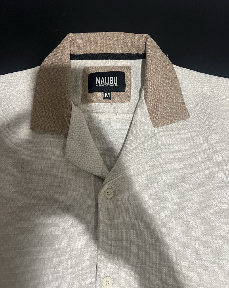 Malibu by Drill Clothing Co. Men's Beige Short Sleeve Shirt M, Contrast Collar