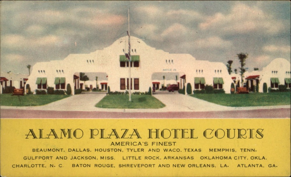 Alamo Plaza Hotel Courts Waco Texas vintage postcard v478