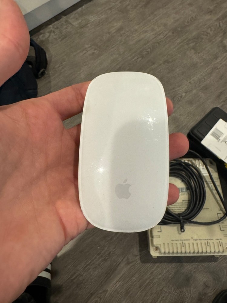 Apple Magic Mouse 2 Wireless Bluetooth USB-C Rechargeable White MK2E3AM/A