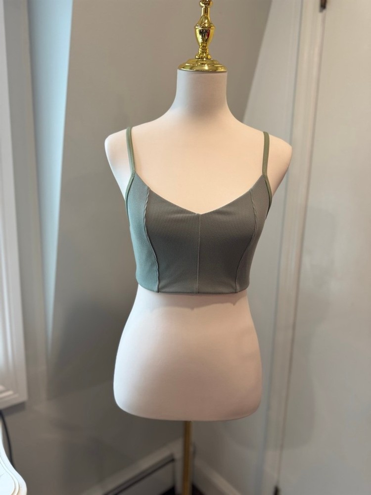 OFFLINE by Aerie | Women’s Sage Green Ribbed Sports Bra | Size Medium