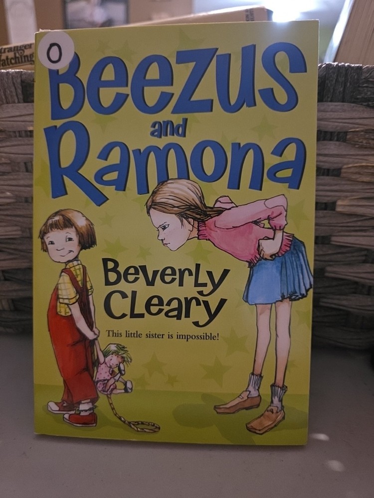 Beezus and Ramona (Beverly Cleary) Paperback Book