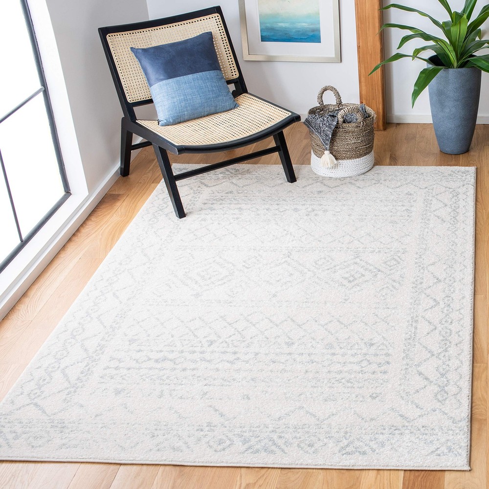 Safavieh Area Rug 4X6 - Tulum Collection - Ivory Light Grey Moroccan Boho