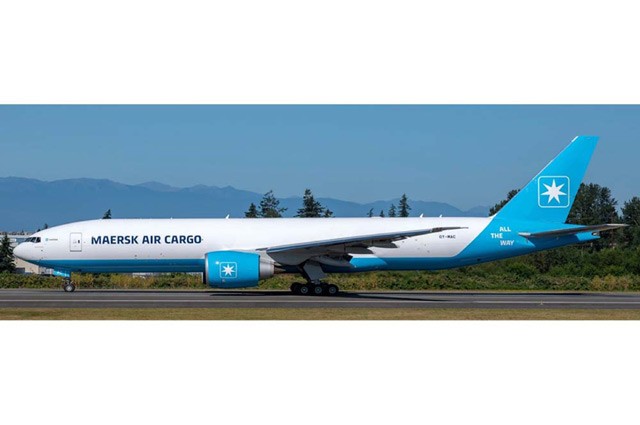 JC Wings 1/400 777-200F Airplane OY-MAC Maersk Interactive Series