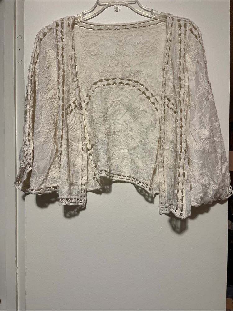 Embroidered Lace Crop Kimono Cardigan One Size Off-White
